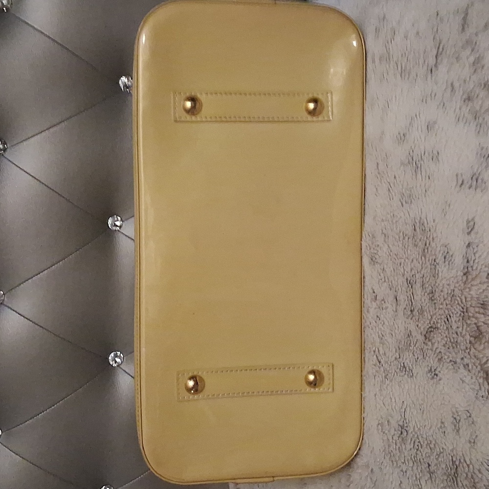 Authentic Louis Vuitton Vernis GM - Picture 4 of 5